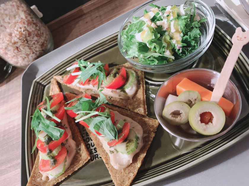 札幌保護猫シェルター＆福祉運営カフェmataｘtabi